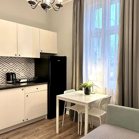 Studio Przy Molo Vi Apartment *